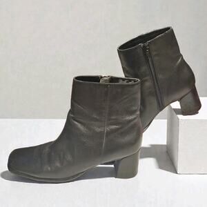 Ankle Boots Leather Black Laura Scott Shoes Nanette Side Zipper Sz 7.5 Heels 2"